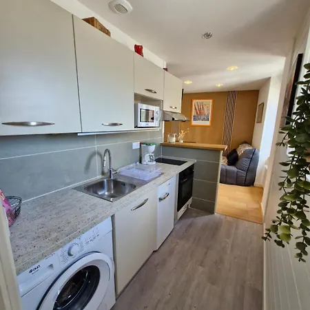 A 200 M De La Apartment