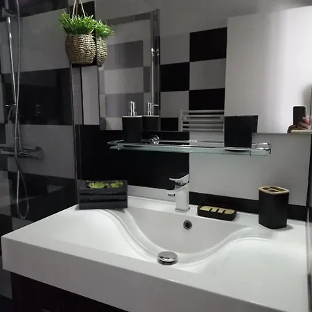 A 200 M De La Apartment